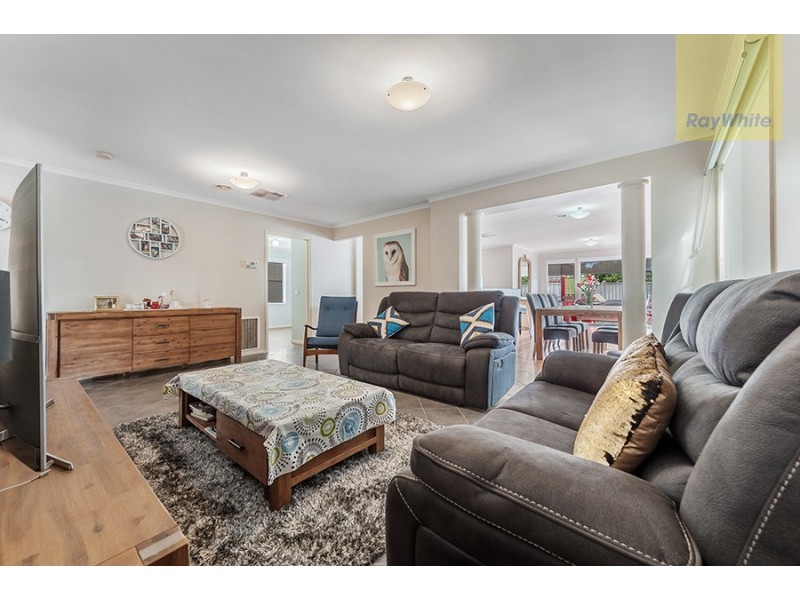 26 Maple Place, Craigieburn VIC 3064