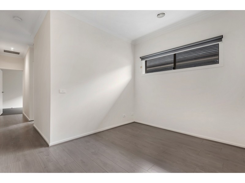 26 Grove Road, Craigieburn VIC 3064