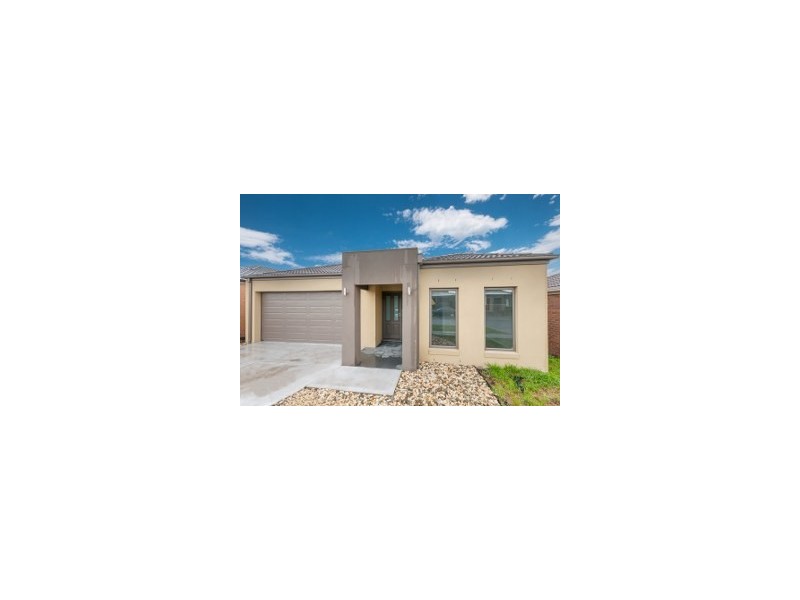 28 Watergum Avenue, Craigieburn VIC 3064
