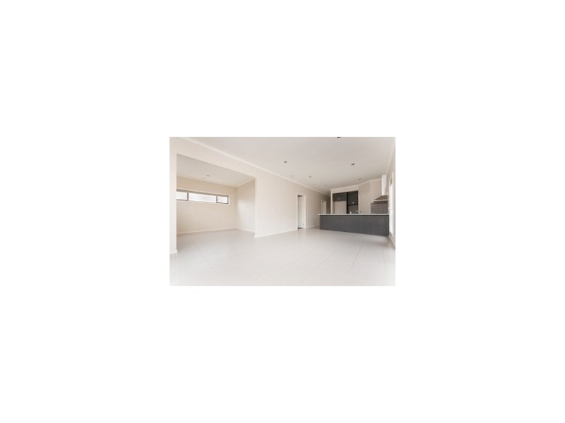 28 Watergum Avenue, Craigieburn VIC 3064