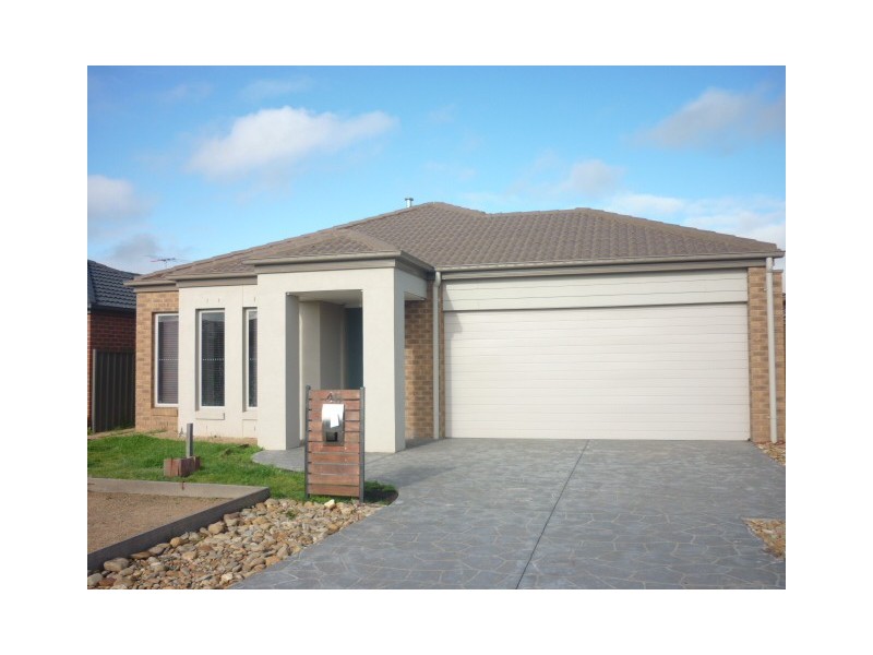 46 Kinglake Crescent, Craigieburn VIC 3064