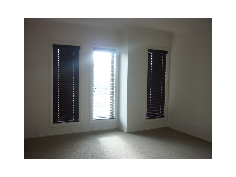 46 Kinglake Crescent, Craigieburn VIC 3064