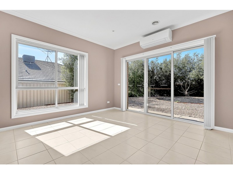 23 Moonah Place, Craigieburn VIC 3064