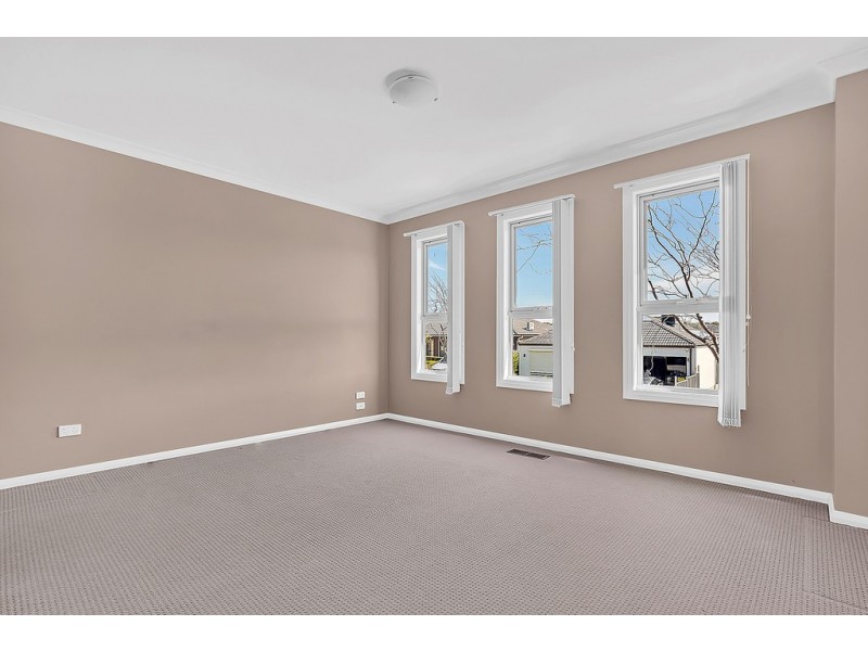 23 Moonah Place, Craigieburn VIC 3064