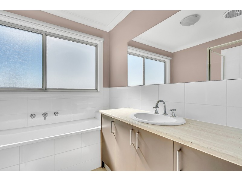 23 Moonah Place, Craigieburn VIC 3064