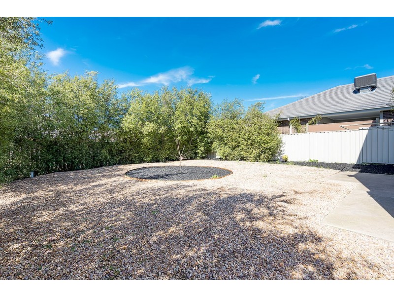 23 Moonah Place, Craigieburn VIC 3064