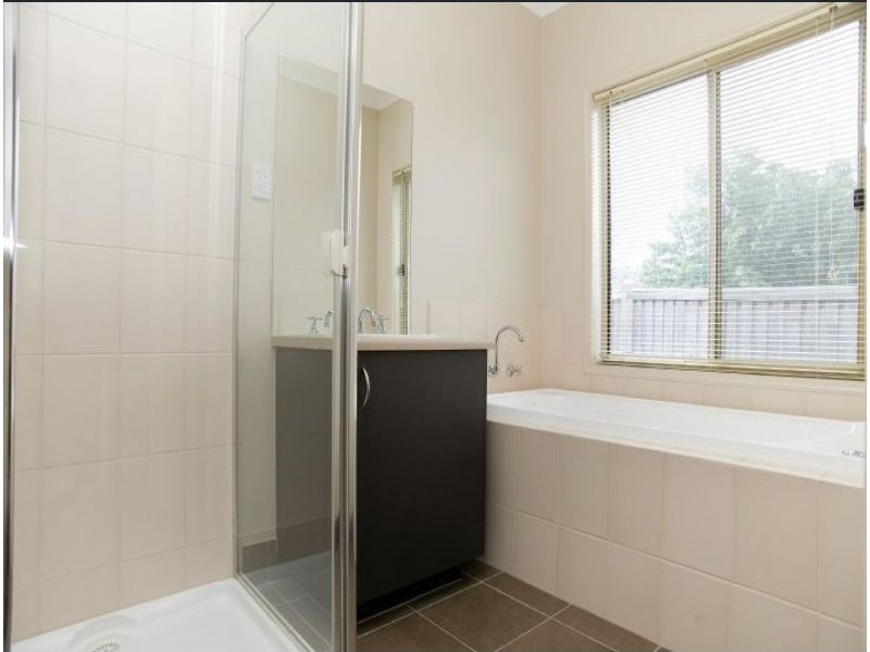 73 Bellfield Drive, Craigieburn VIC 3064