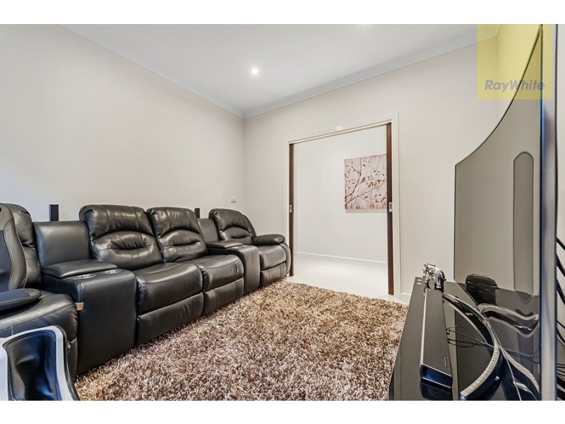 38 Gallantry Avenue, Craigieburn VIC 3064