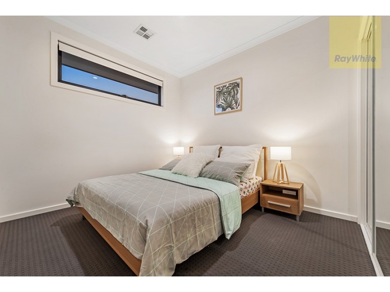 38 Gallantry Avenue, Craigieburn VIC 3064