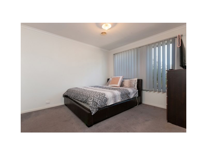 111 Mareeba Way, Craigieburn VIC 3064