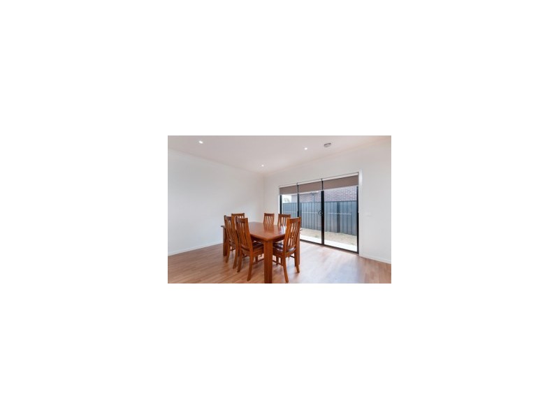 29 Serenity Way, Craigieburn VIC 3064