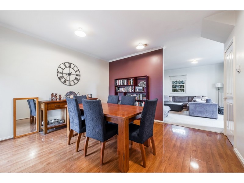 13 Meadowbank Lane, Craigieburn VIC 3064