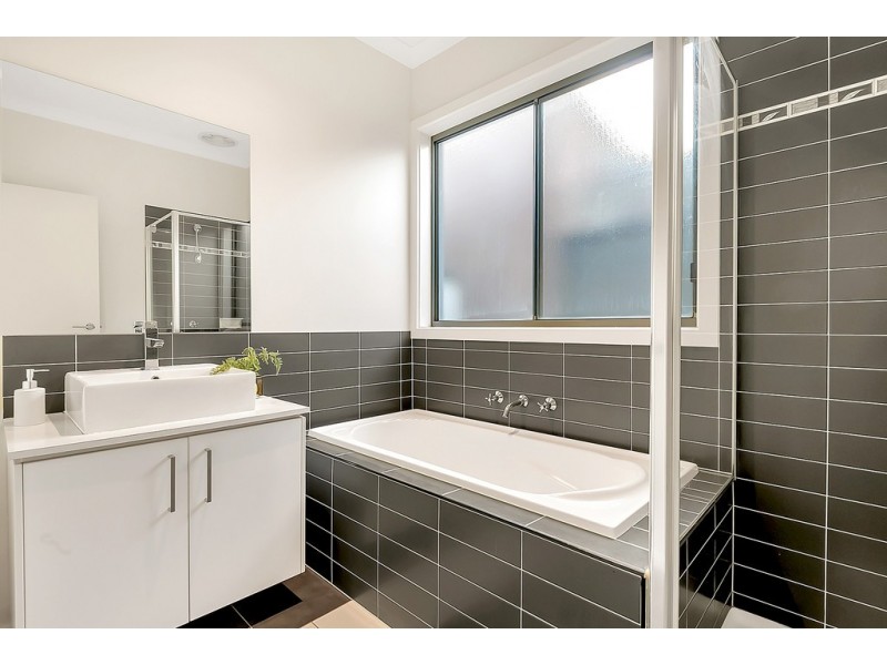 26 Somersby Road, Craigieburn VIC 3064