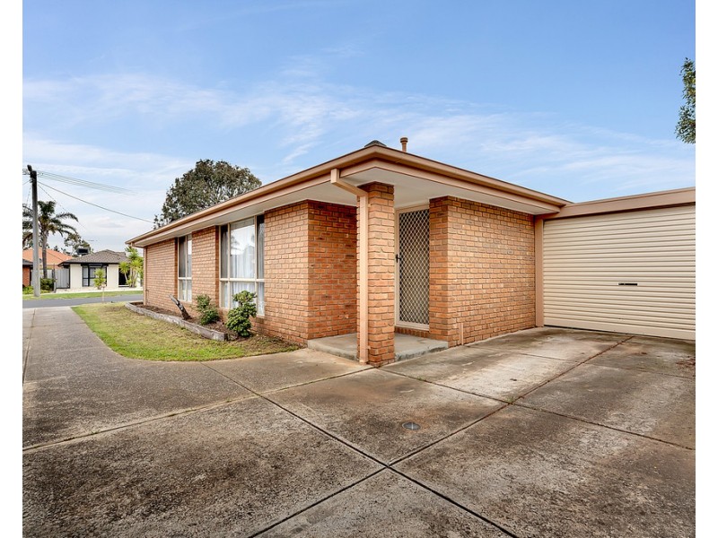 33A Amesbury Avenue, Craigieburn VIC 3064