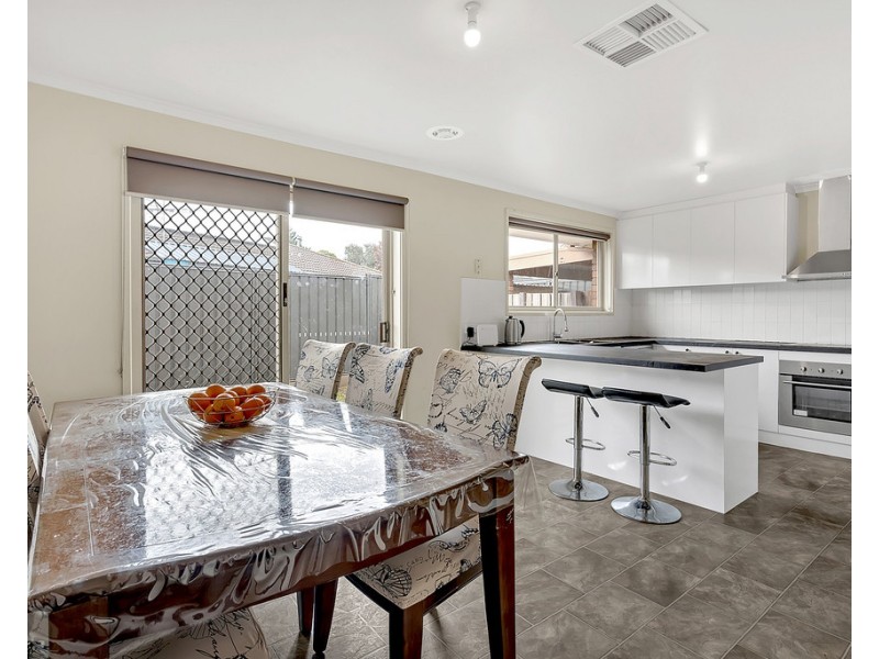 33A Amesbury Avenue, Craigieburn VIC 3064