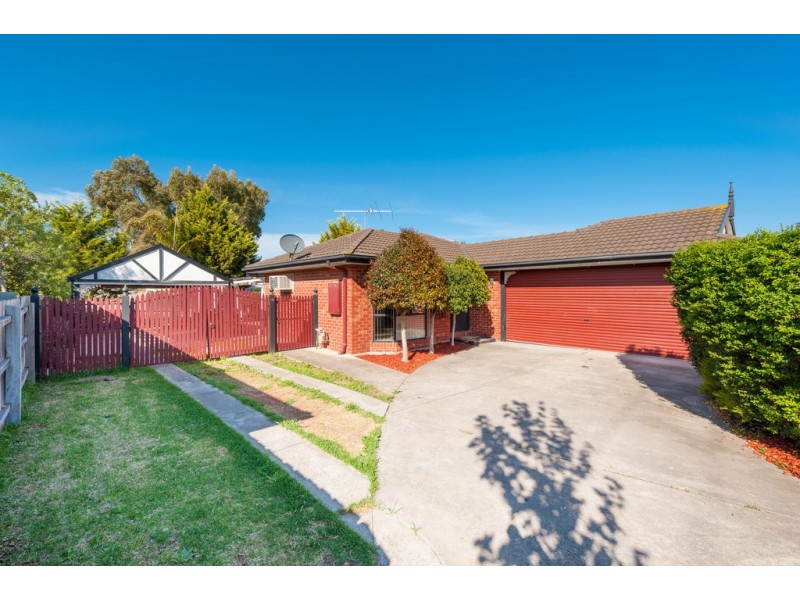 61 Banbury Crescent, Craigieburn VIC 3064