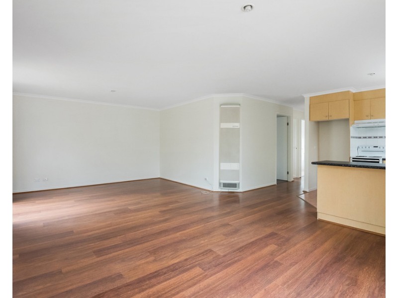 43 Woodlea Crescent, Craigieburn VIC 3064