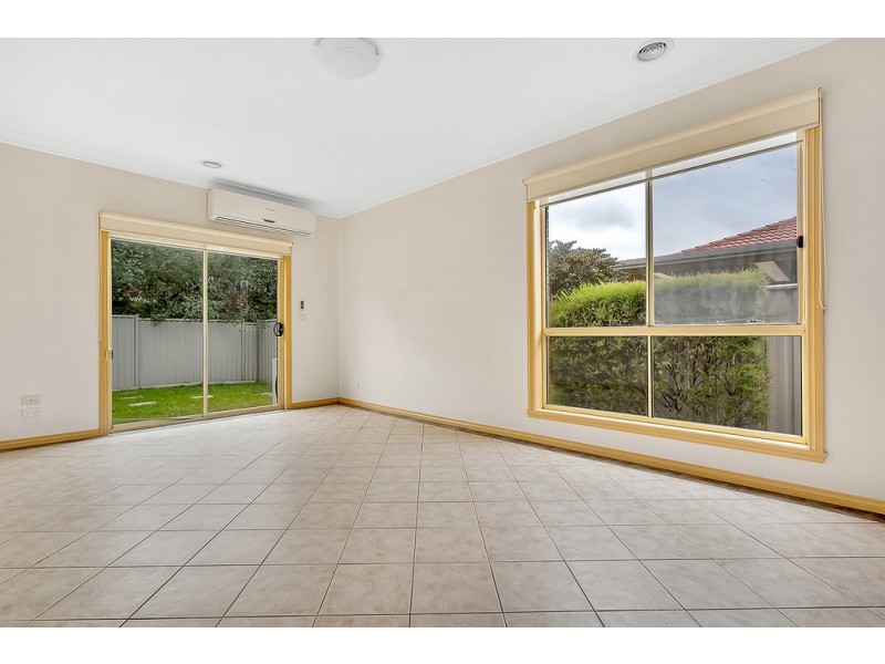 34 Waterford Avenue, Craigieburn VIC 3064