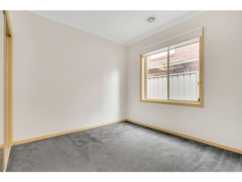 34 Waterford Avenue, Craigieburn VIC 3064