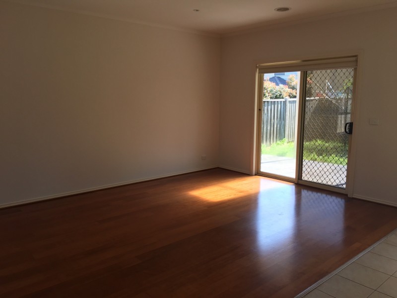 15 Elmville Place, Craigieburn VIC 3064