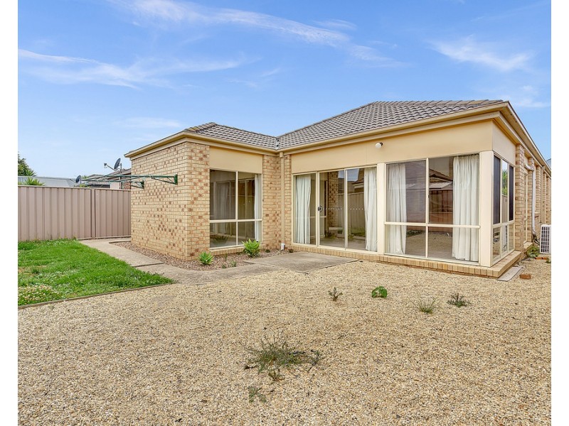 22 Explorers Place, Craigieburn VIC 3064