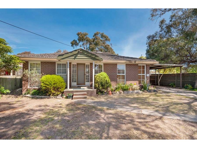 11 Waverley Court, Craigieburn VIC 3064