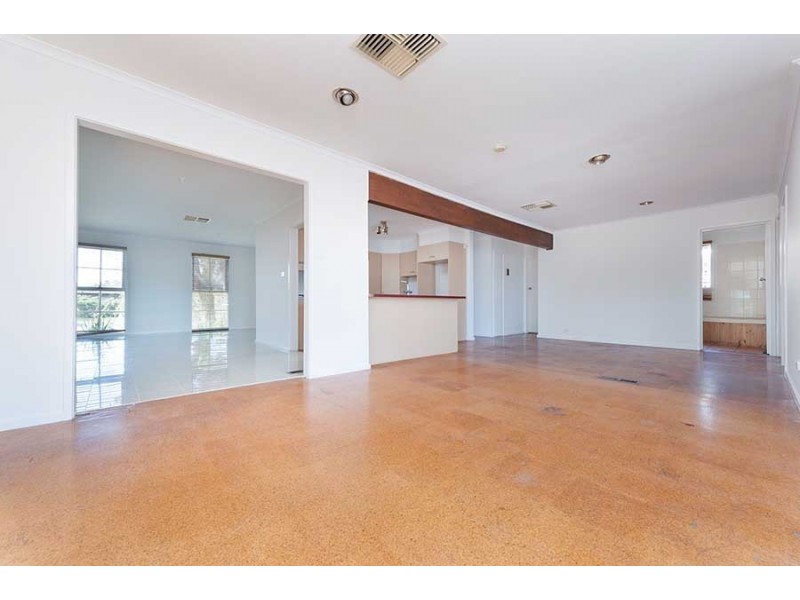 11 Waverley Court, Craigieburn VIC 3064