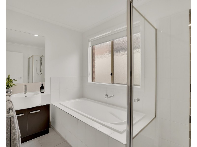 16 Cable Circuit, Craigieburn VIC 3064