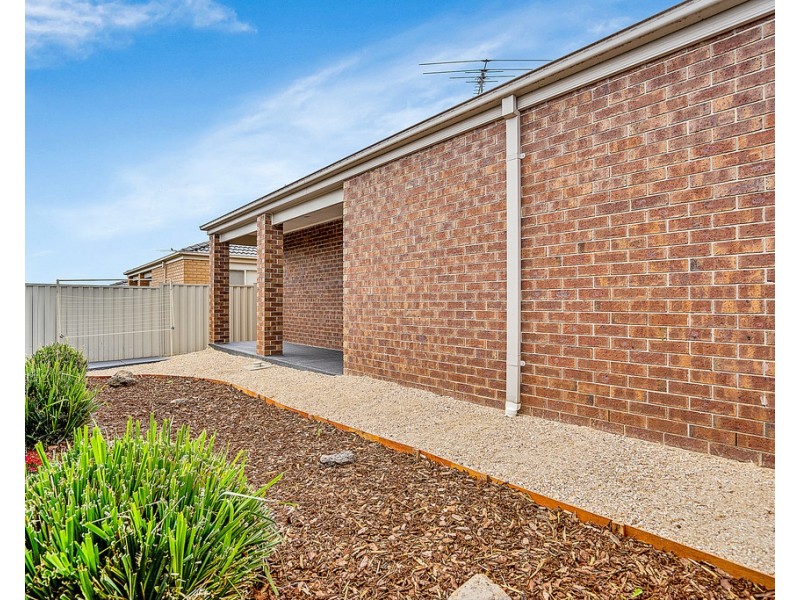 16 Cable Circuit, Craigieburn VIC 3064