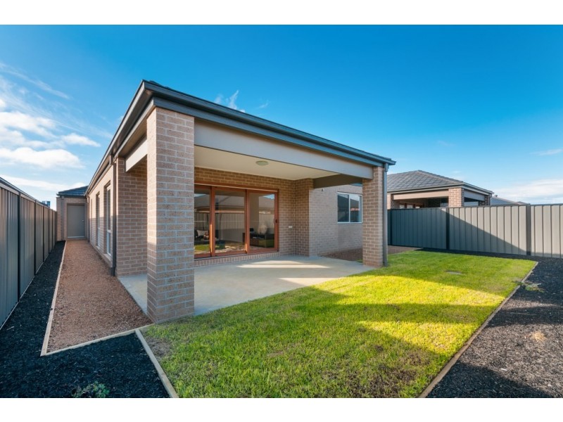41A Huntington Drive, Craigieburn VIC 3064