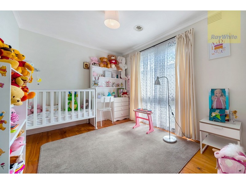 11 Milburn Place, Craigieburn VIC 3064