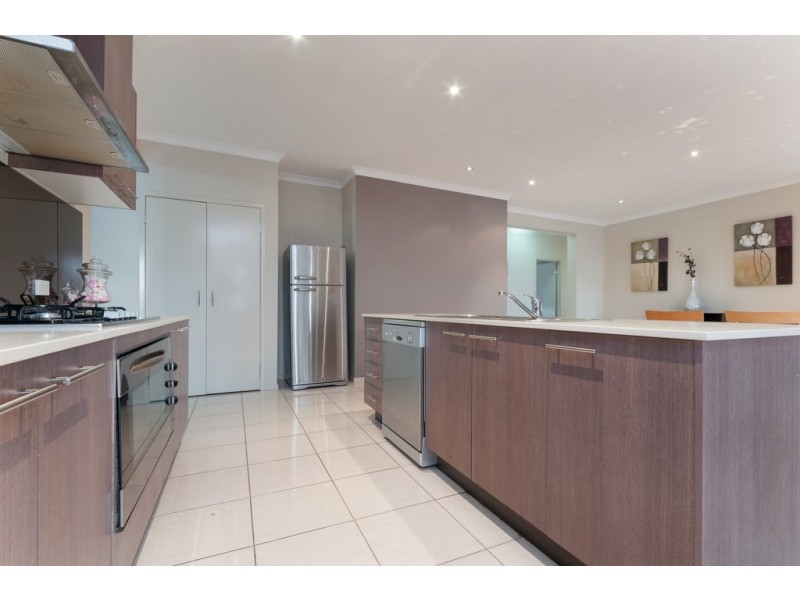 190 Central Park Avenue, Craigieburn VIC 3064