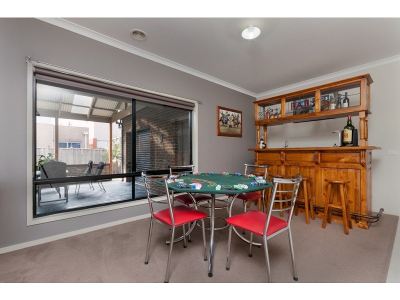190 Central Park Avenue, Craigieburn VIC 3064