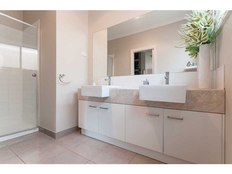 3 Crewe Lane, Craigieburn VIC 3064