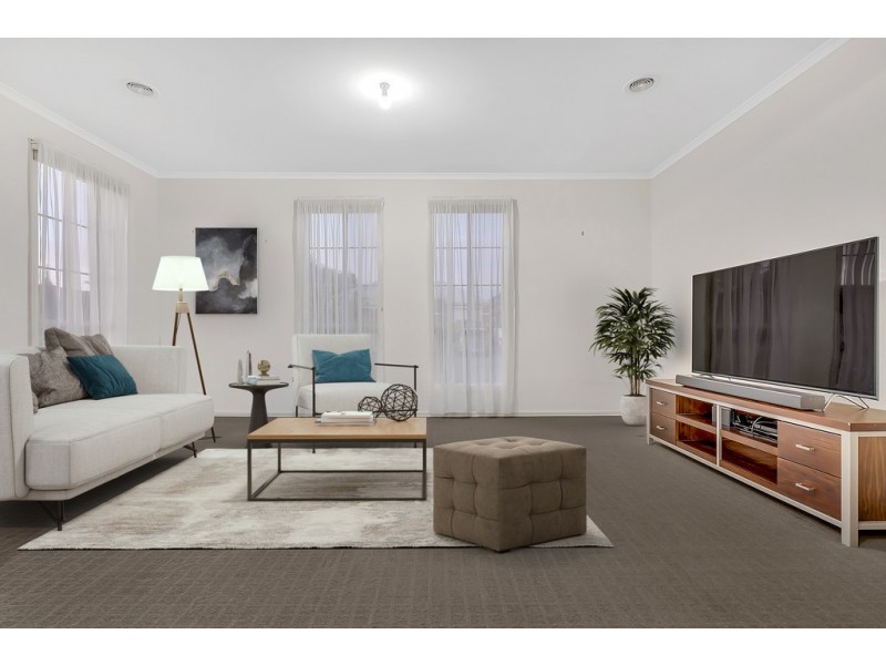 6 Bellfield Drive, Craigieburn VIC 3064