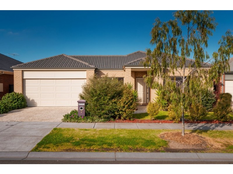 7 Rosleigh Drive, Craigieburn VIC 3064