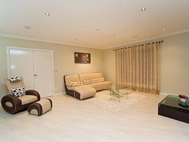 77 Kirkham Drive, Greenvale VIC 3059