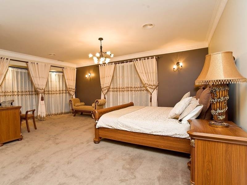 77 Kirkham Drive, Greenvale VIC 3059