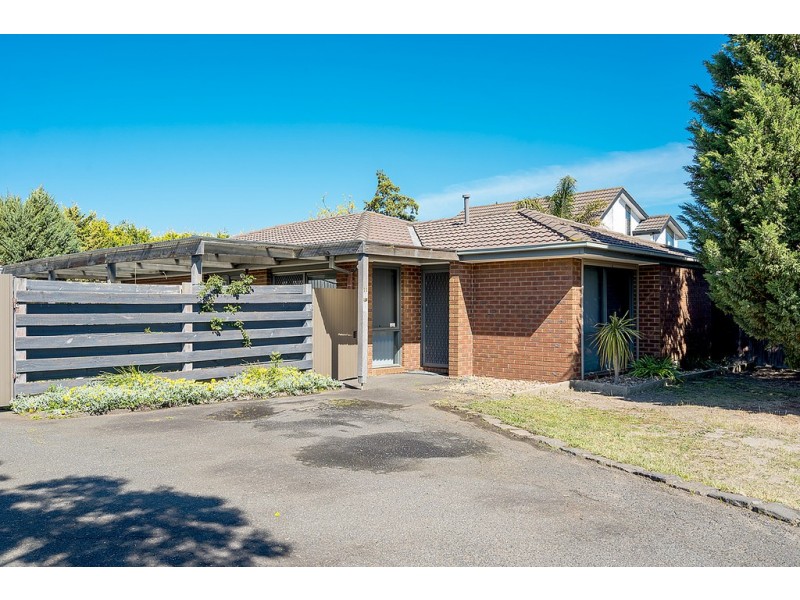 11 Ramsbury Street, Craigieburn VIC 3064