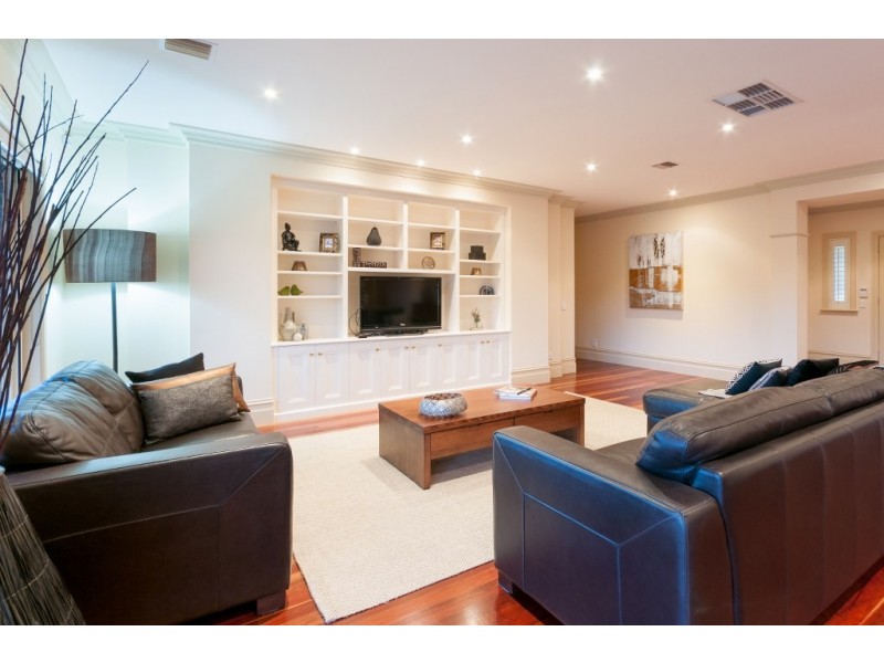 14 Palamino Valley Court, Greenvale VIC 3059