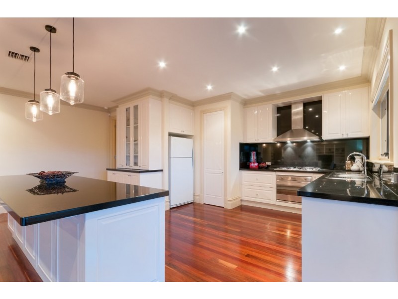 14 Palamino Valley Court, Greenvale VIC 3059