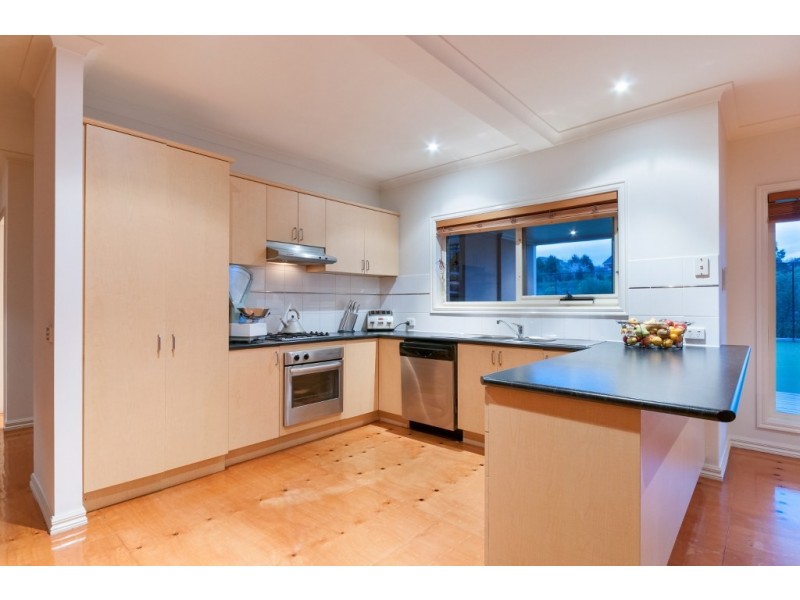 14 Palamino Valley Court, Greenvale VIC 3059