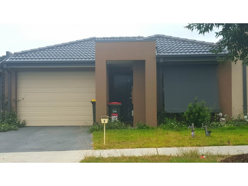 9 Saint Road, Craigieburn VIC 3064