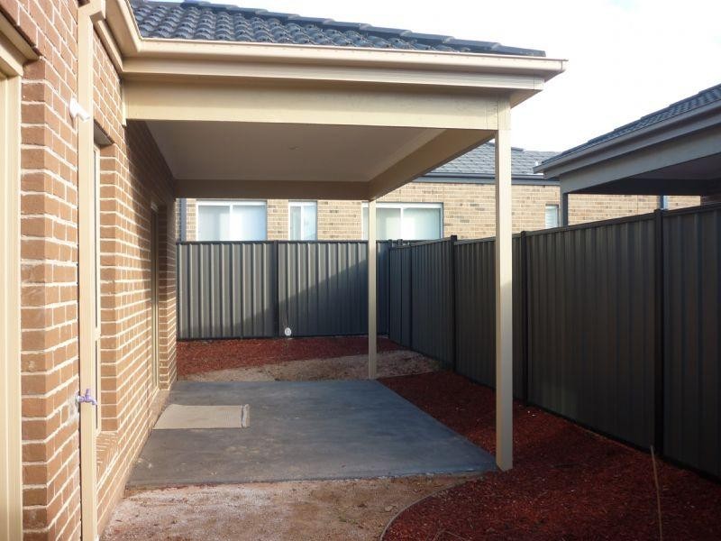 25 Midland Way, Craigieburn VIC 3064