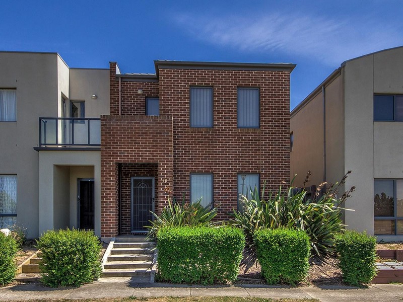 70 Hamilton Hume Parade, Craigieburn VIC 3064