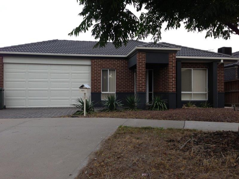9 Blairgowrie Drive, Craigieburn VIC 3064