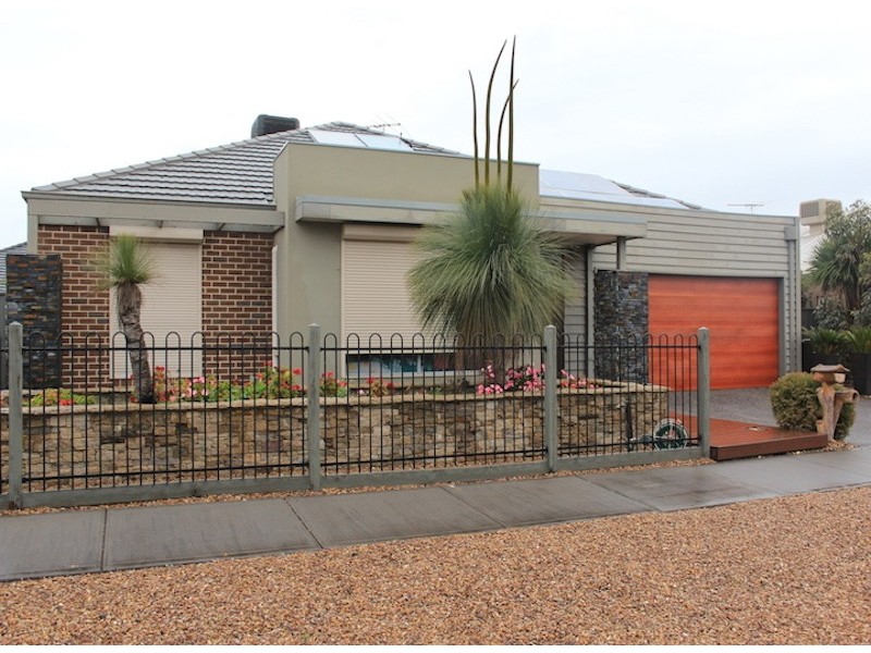 53 Grosvenor Square, Craigieburn VIC 3064