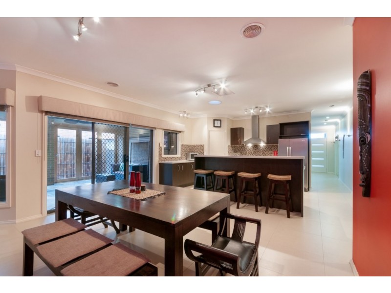 194 Central Park Avenue, Craigieburn VIC 3064