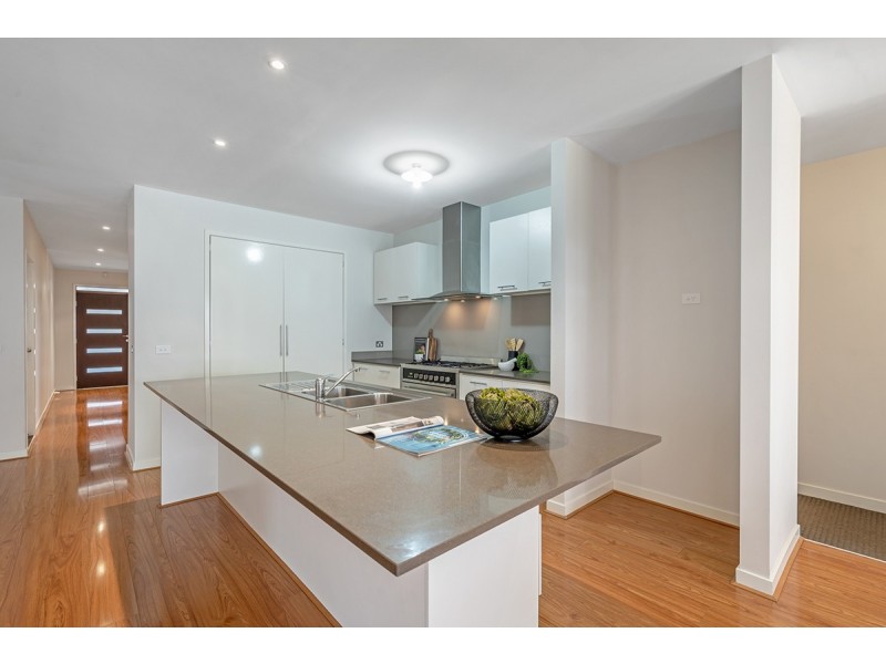 1 Pearce Way, Craigieburn VIC 3064