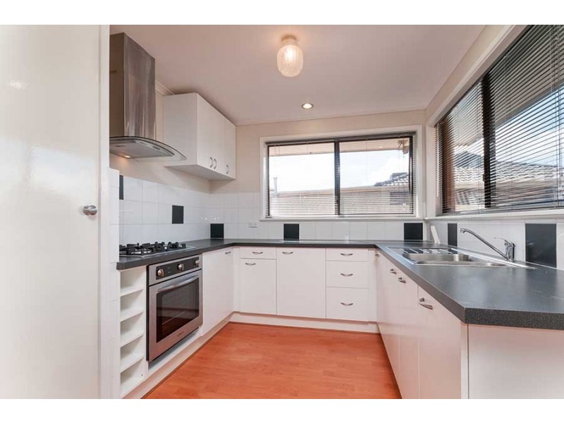 3 Grinstead Court, Craigieburn VIC 3064